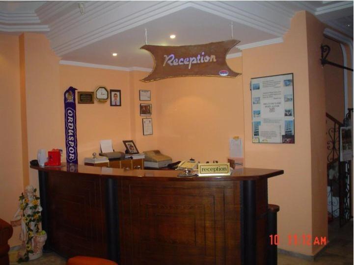 Akerdem Hotel Kusadası Esterno foto